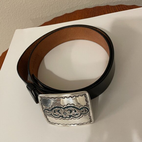Neiman Marcus by Streets Ahead Women’s Black Leather Belt with Silver Buckle - Picture 4 of 14